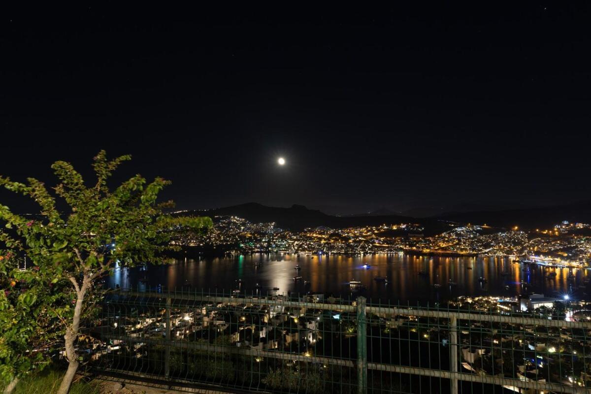 Stunning Sea View Duplex In Gundogan Apartment Bodrum