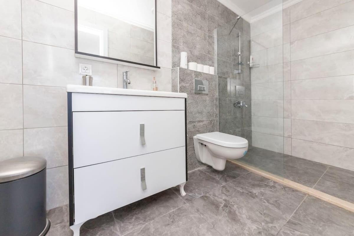 3 Bedroom-house, Private Pool, Bbq, Ocean View-bodrum Yalikavak Villa