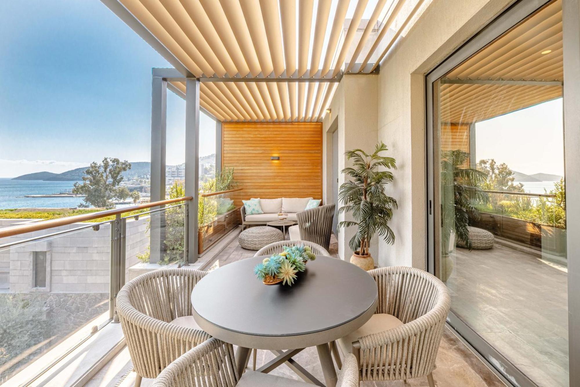 Apartment 2-bedroom Beachfront Flat With Amenities