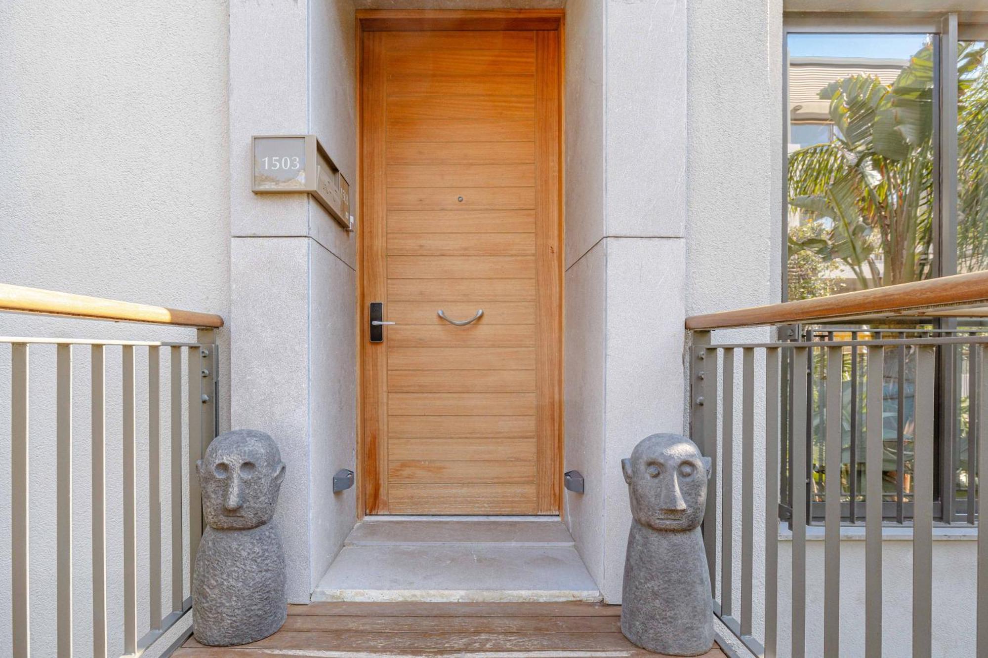 2-bedroom Beachfront Flat With Amenities * Bodrum