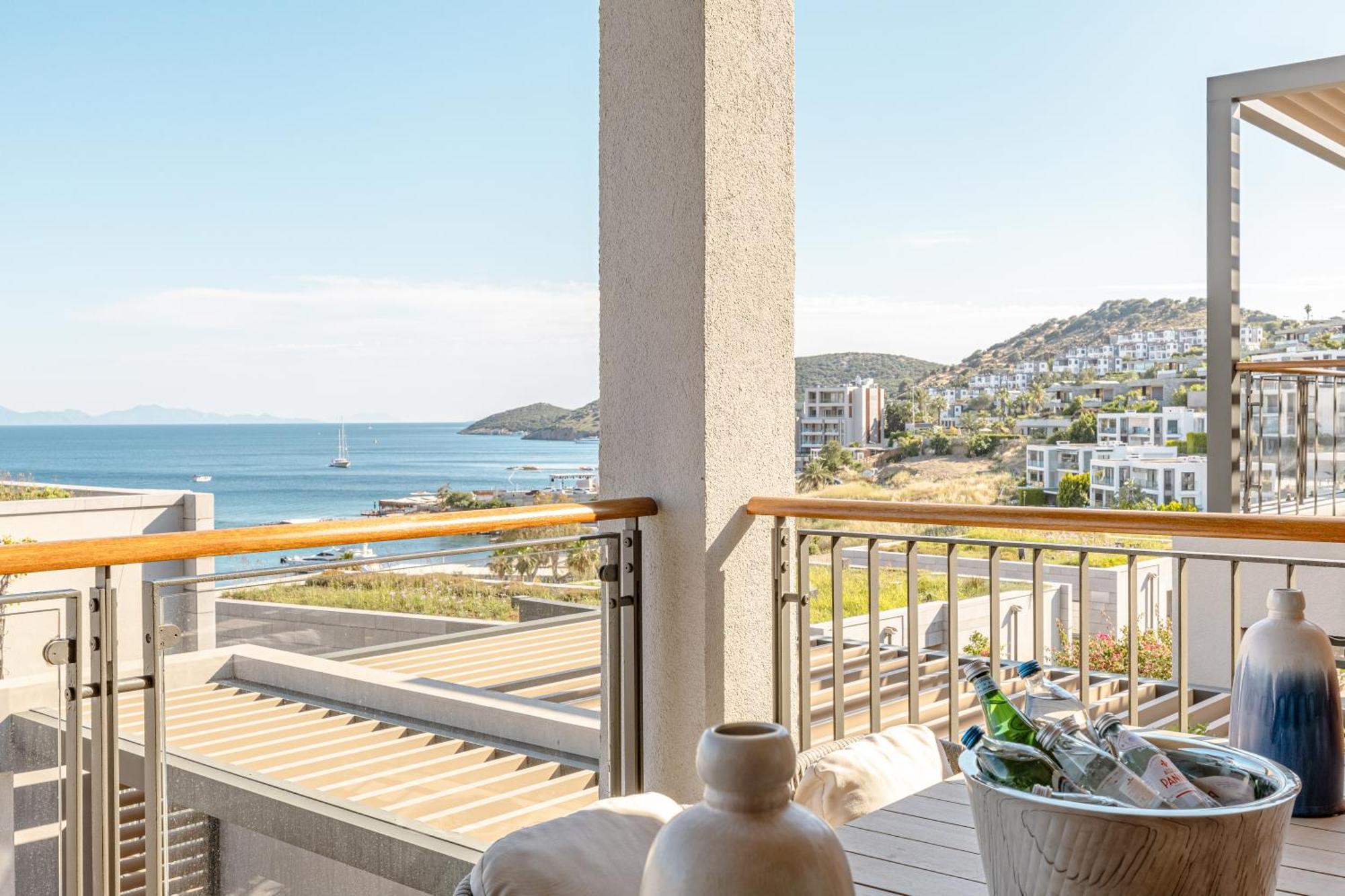 3-Bedroom Beachfront Villa With Hotel Amenities * Bodrum