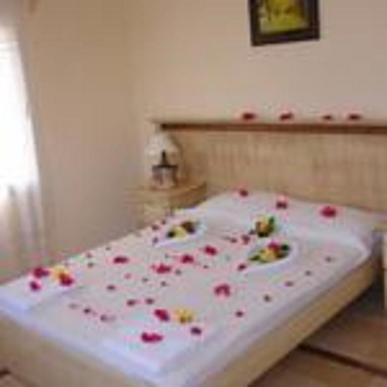Peda Gumbet Holiday Beach Resort 3*