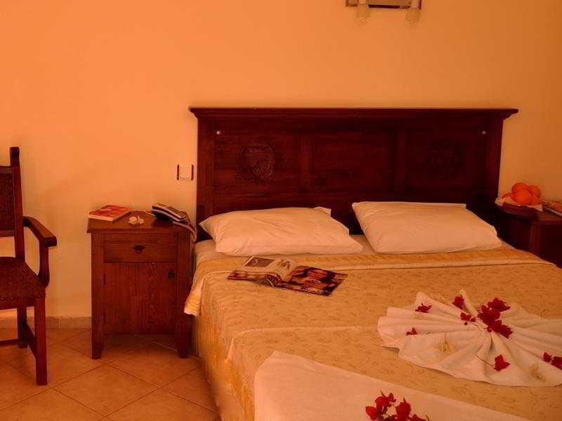 Resort Peda Gumbet Holiday Beach 3*