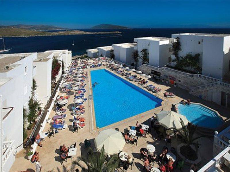 Resort Peda Gumbet Holiday Beach 3*