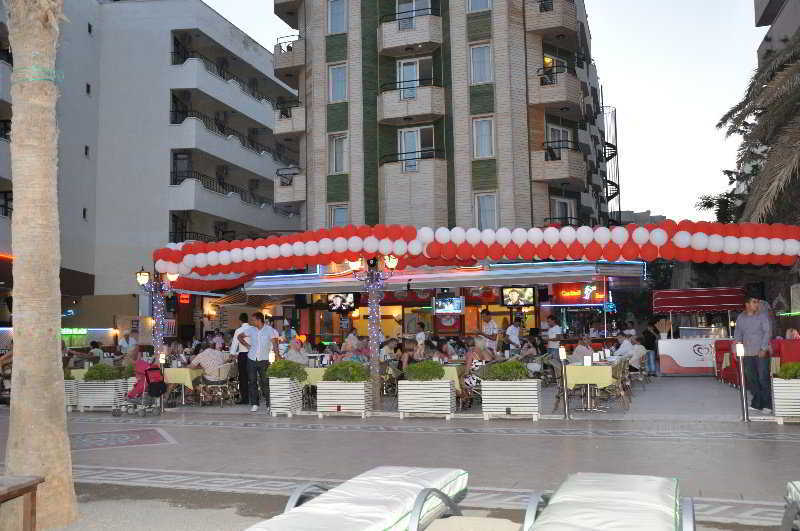 Green Beach Hotel