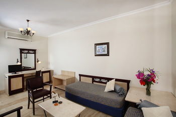 Club Cactus Fleur Hotel 4*