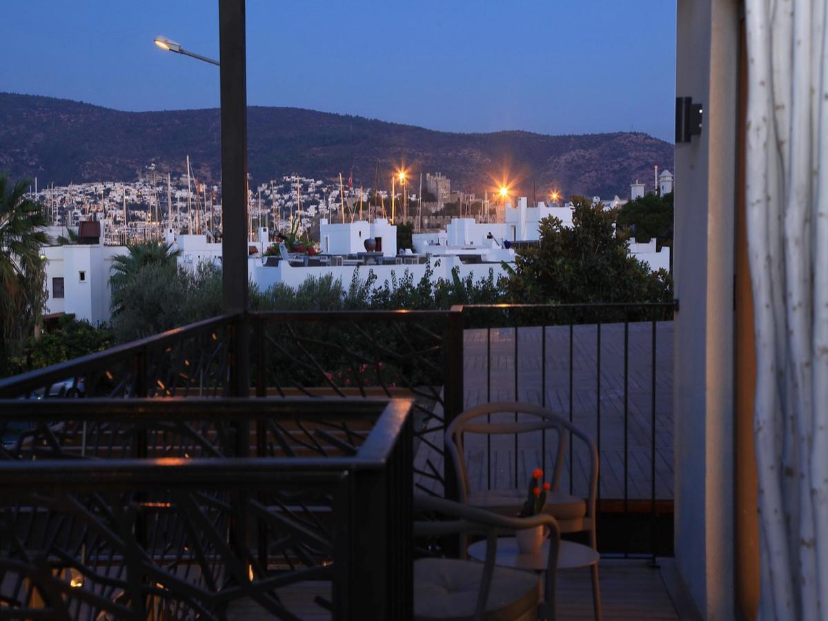 Otel Eskiceshme Marina