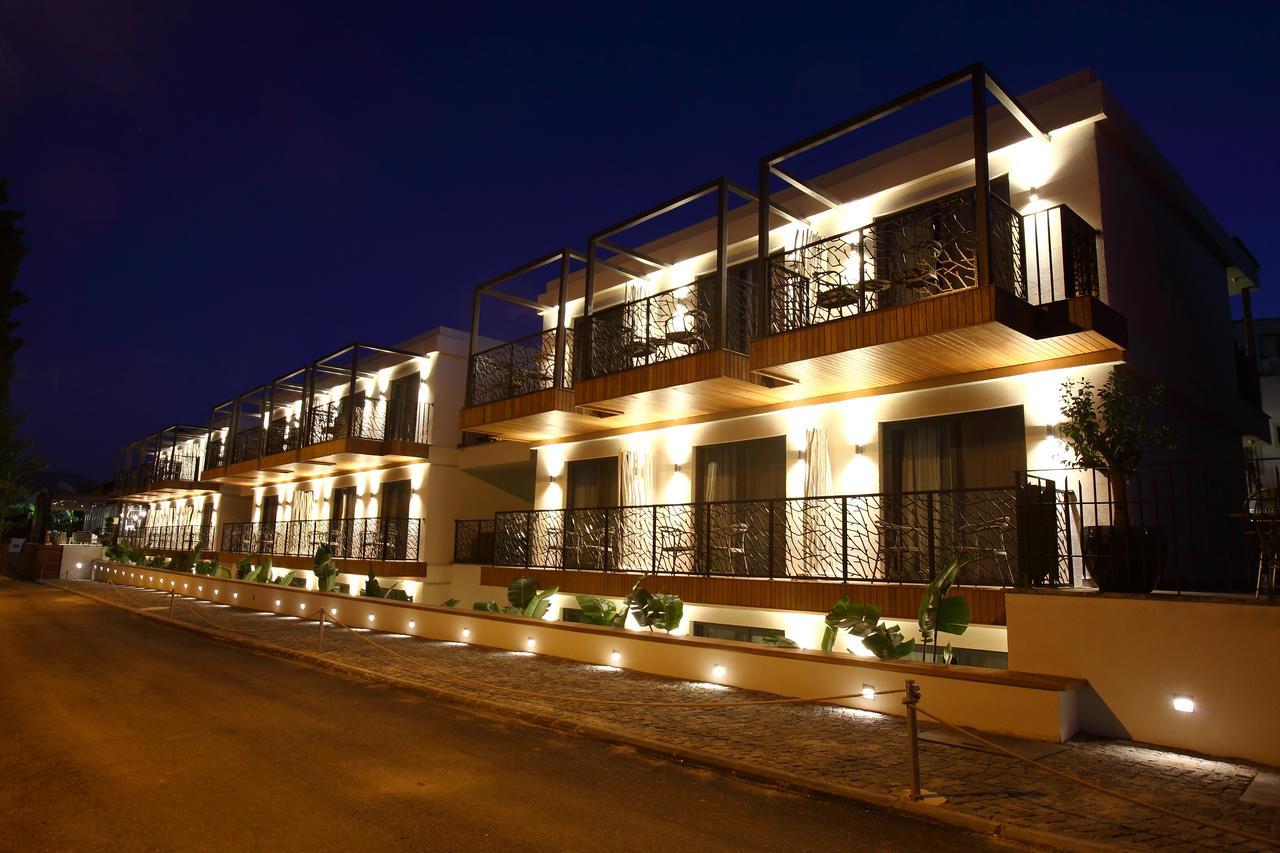 Otel Eskiceshme Marina