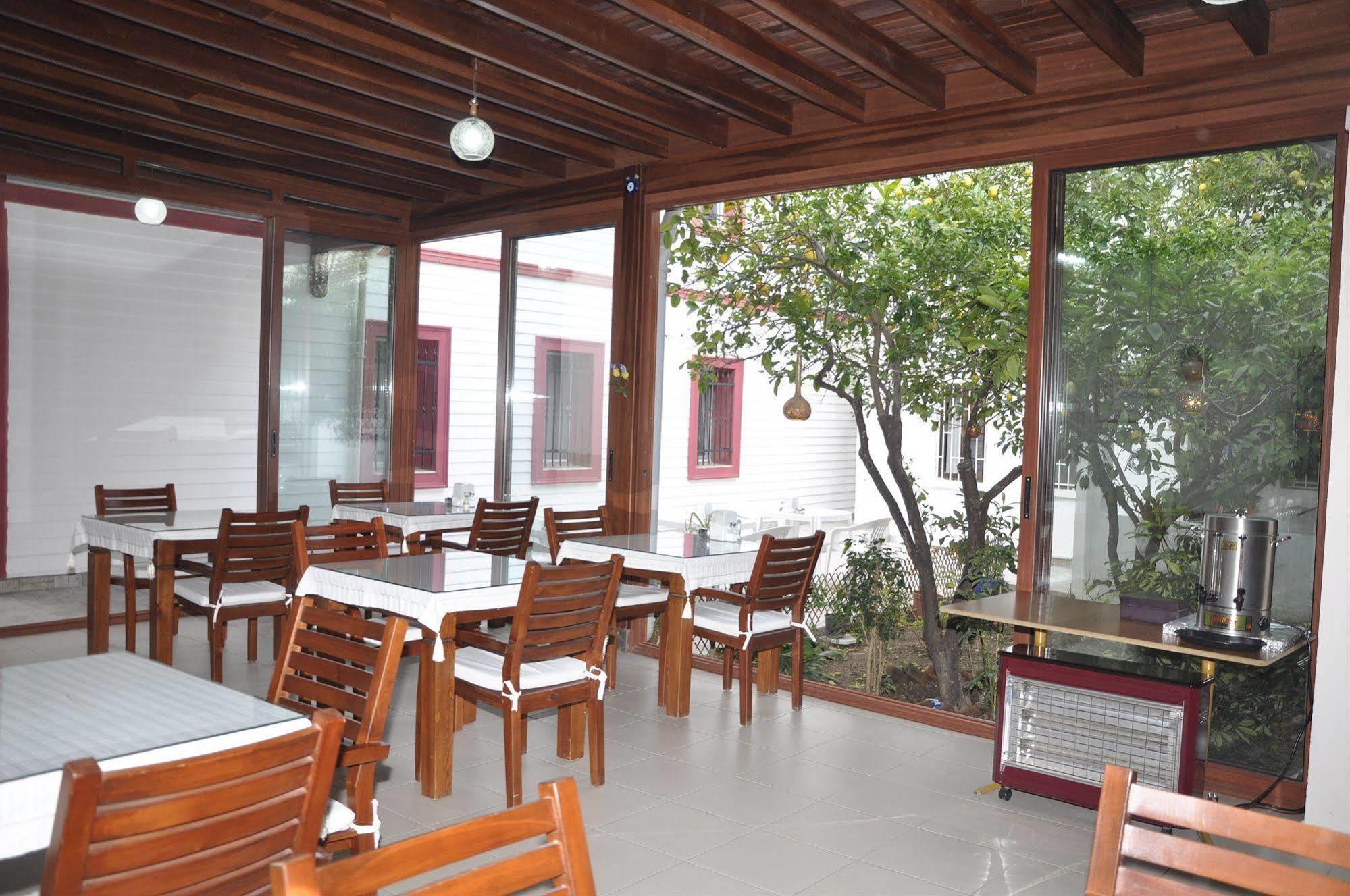Melis Guest house 2*