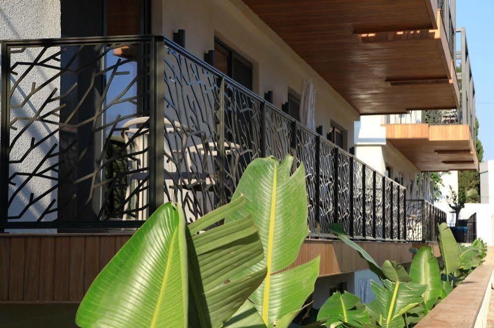 Otel Eskiceshme Marina 2*