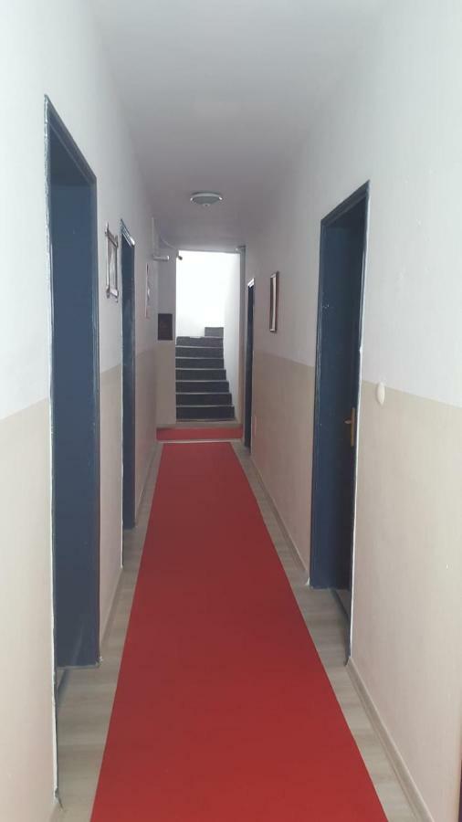 Guest house Goekmavi *