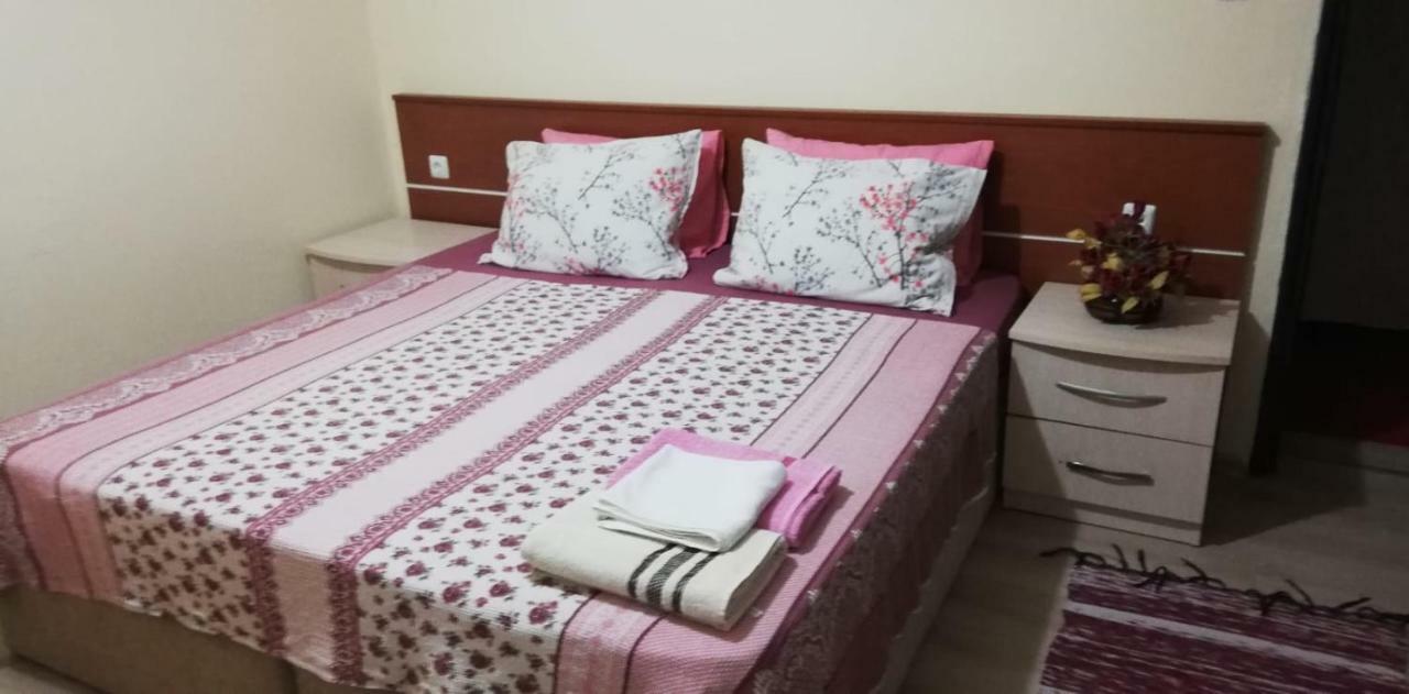Guest house Goekmavi